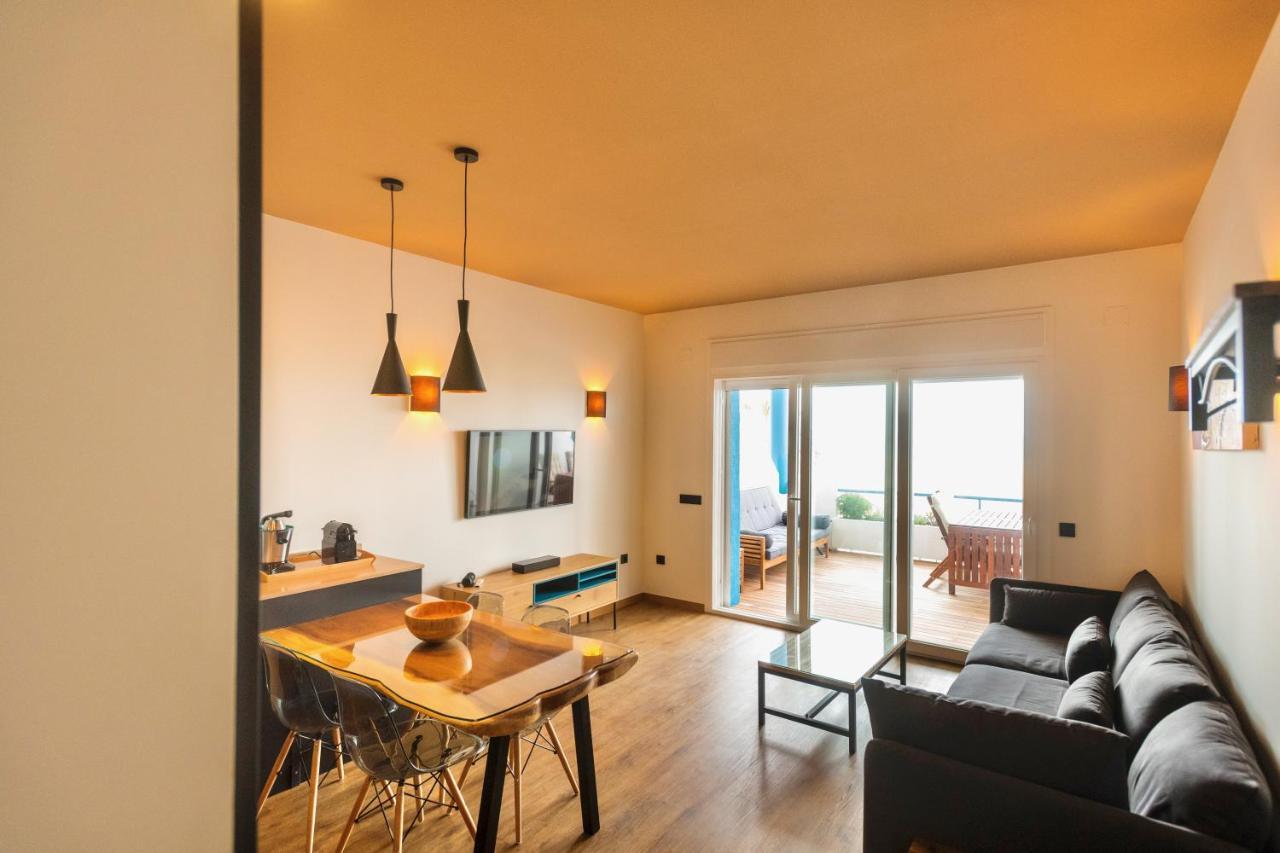 Lances Beach Penthouses タリファ エクステリア 写真