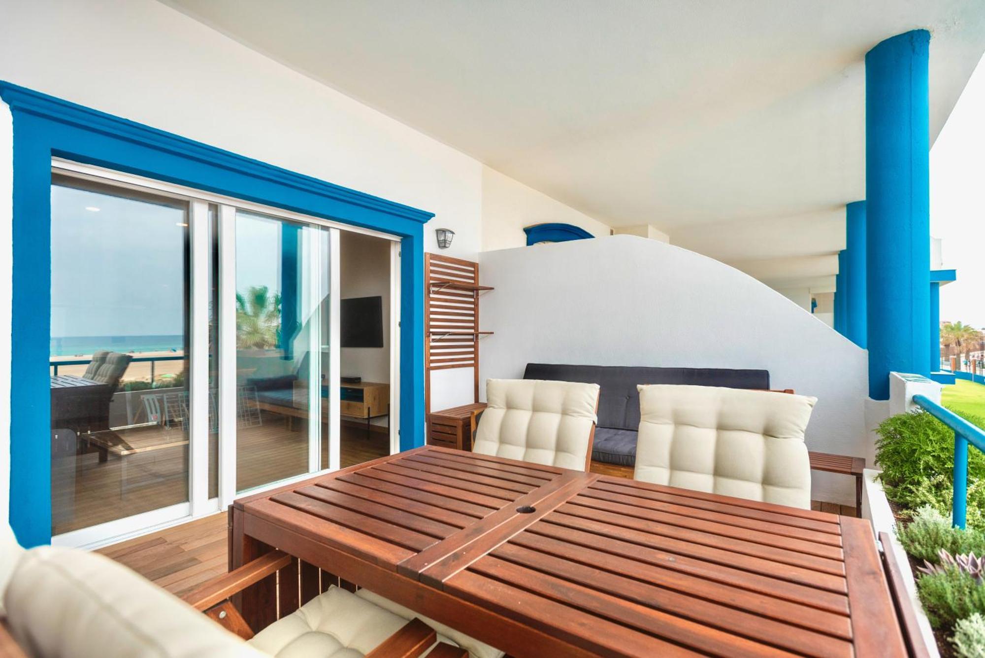 Lances Beach Penthouses タリファ 部屋 写真