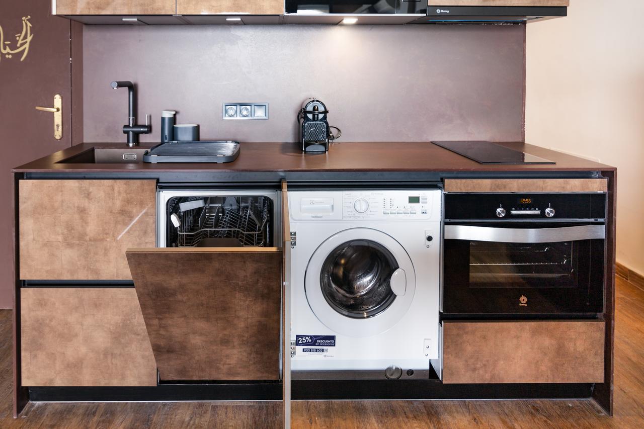 Lances Beach Penthouses タリファ エクステリア 写真