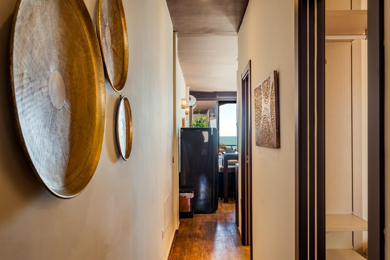 Lances Beach Penthouses タリファ エクステリア 写真