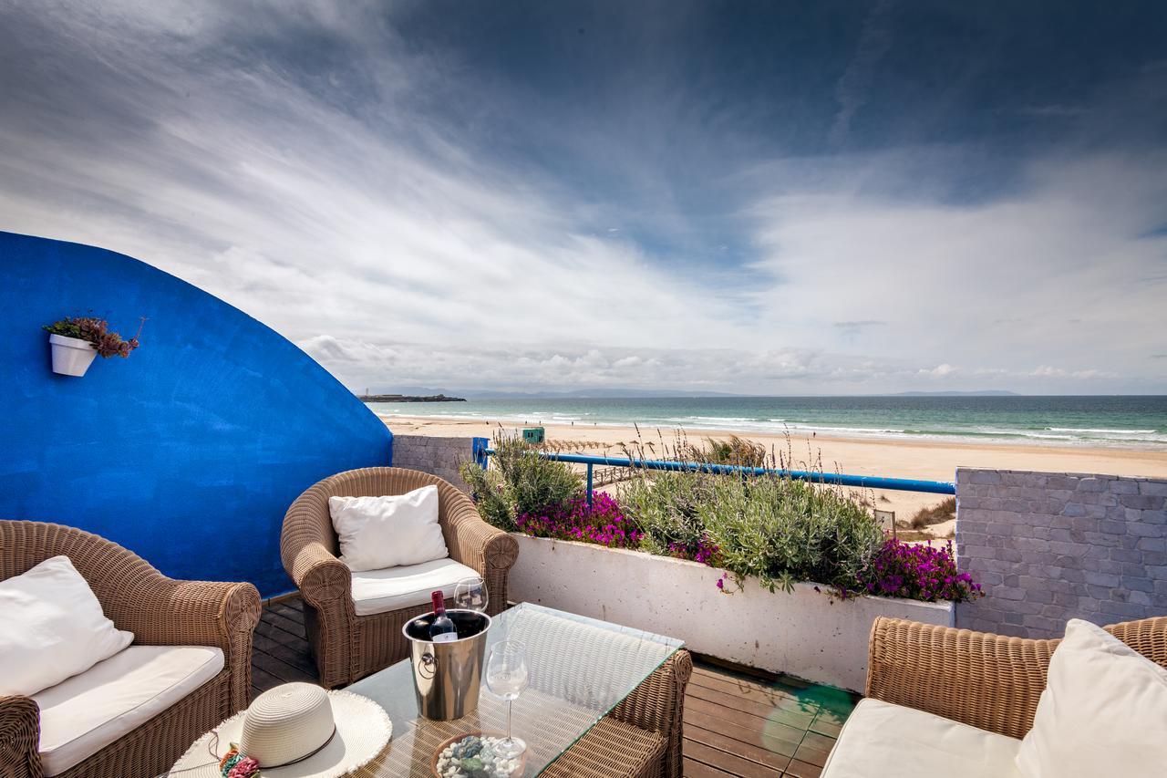 Lances Beach Penthouses タリファ エクステリア 写真
