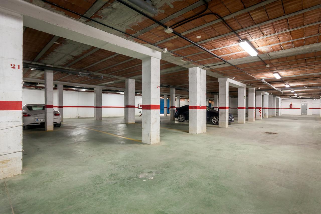 Lances Beach Penthouses タリファ エクステリア 写真