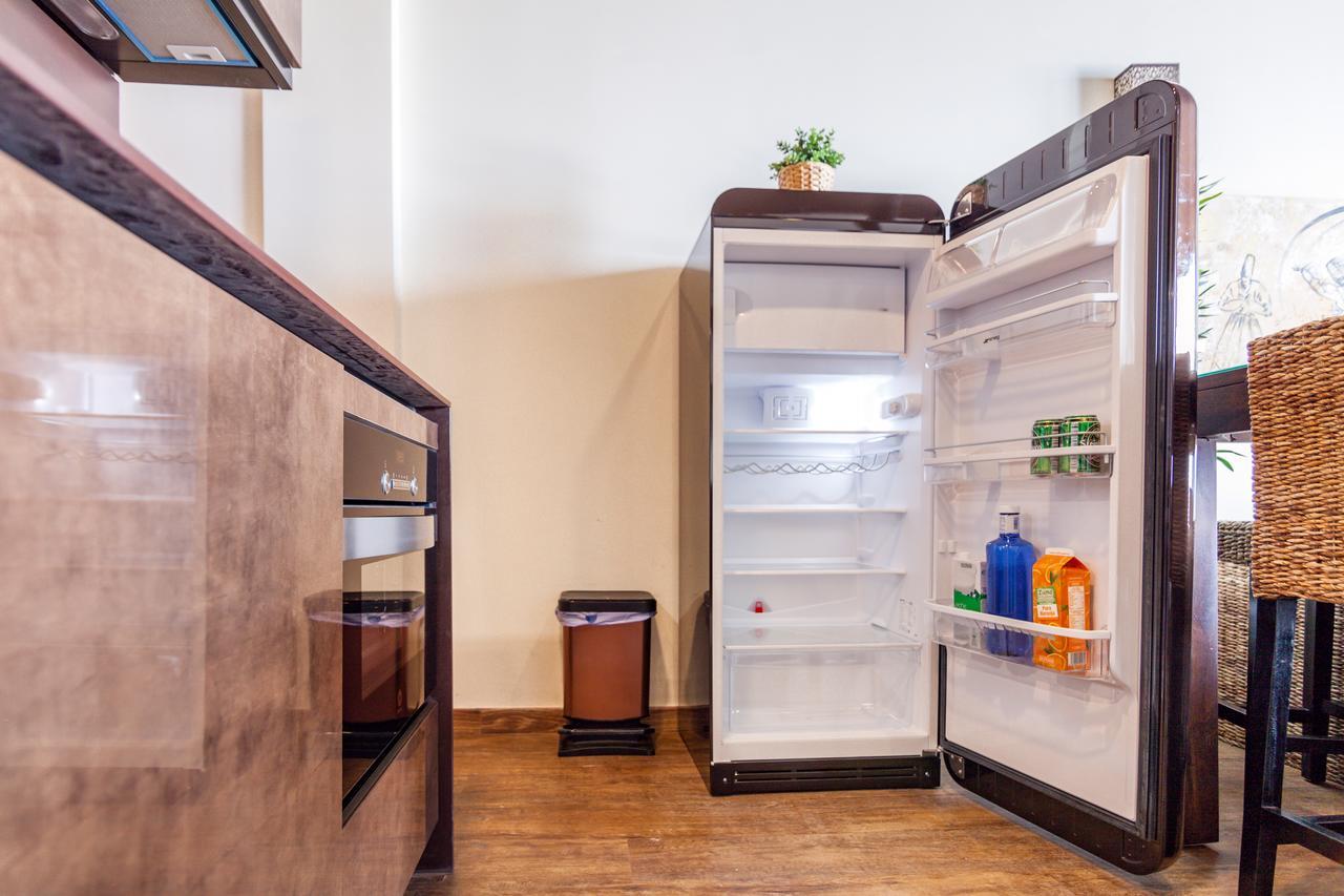 Lances Beach Penthouses タリファ エクステリア 写真