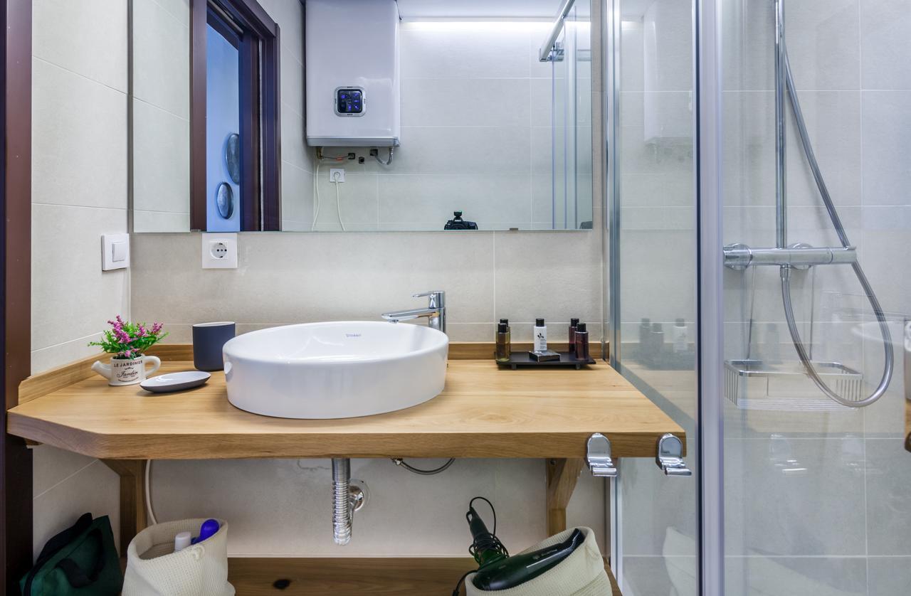 Lances Beach Penthouses タリファ エクステリア 写真